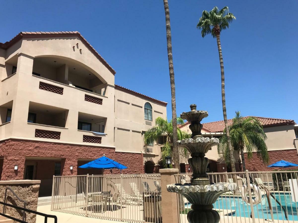 Hilton Vacation Club Varsity Club Tucson Eksteriør billede